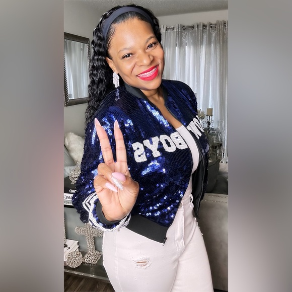 Sale‼️Dallas Cowboys sequin jacket. No Discount ‼️‼️ - Picture 3 of 13